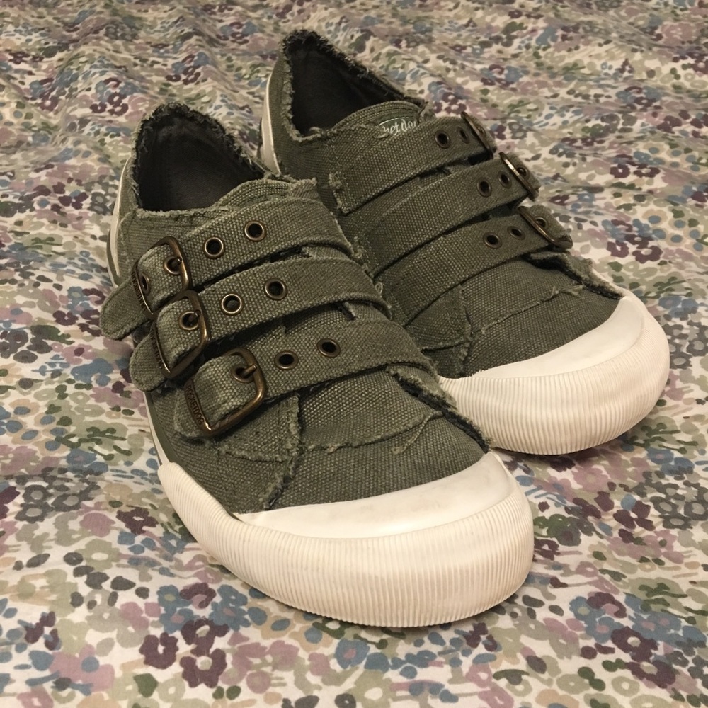 Rocket Dog Jolissa Canvas Sneaker